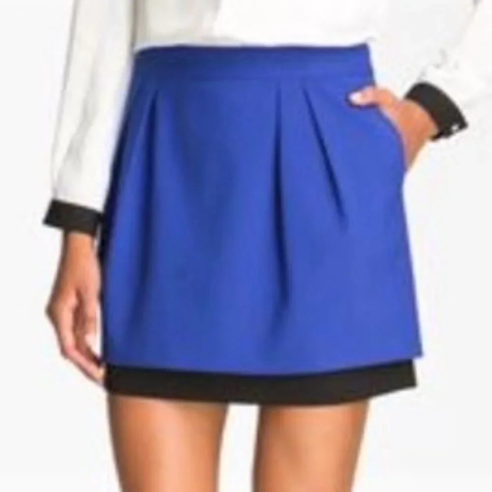 Vince Camuto Mini skirt Layered Pencil Size 8 Royal Blue & Black Business Career - Picture 2 of 8